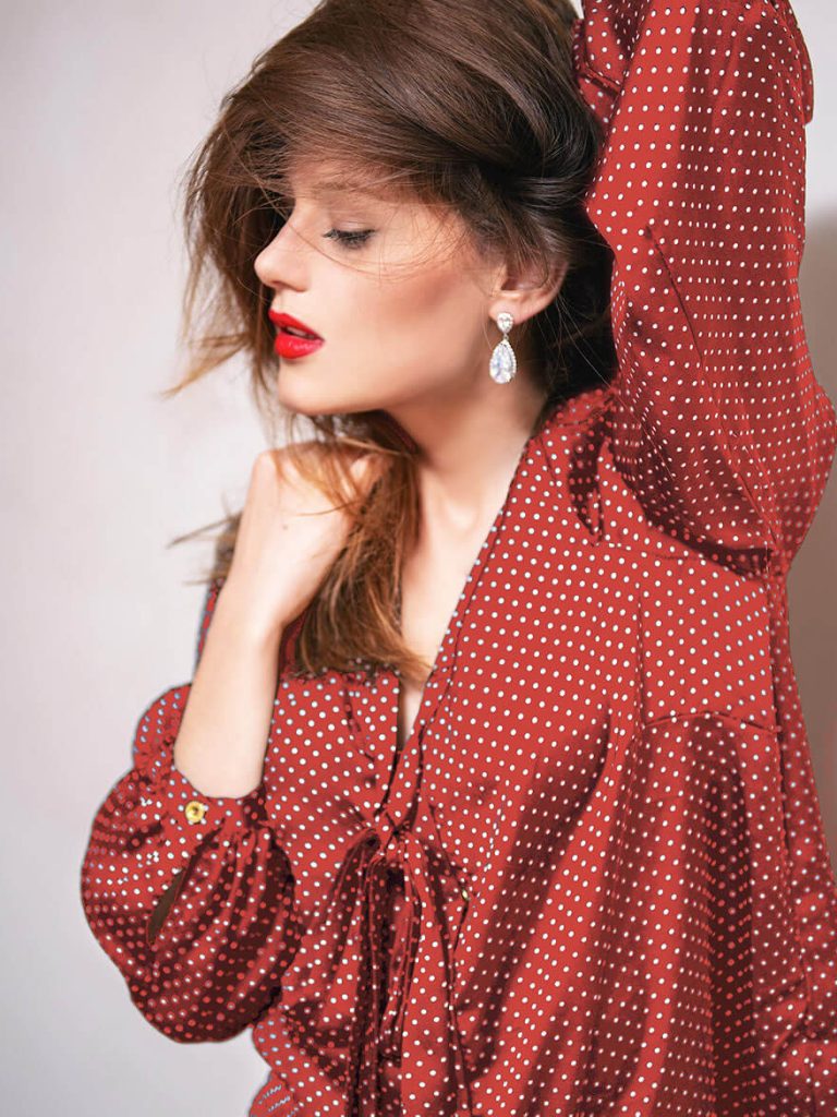 img-06-a-red